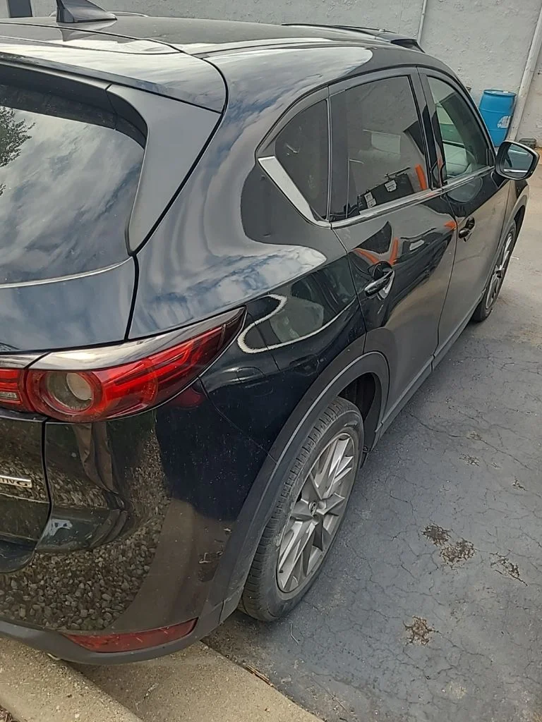Used 2020 Black Mazda Grand Touring image 3