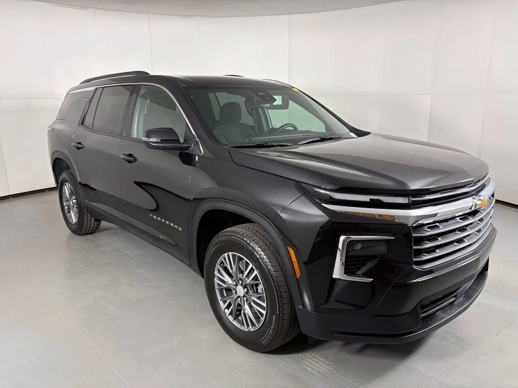 Used 2026 Black Chevrolet LT image 2
