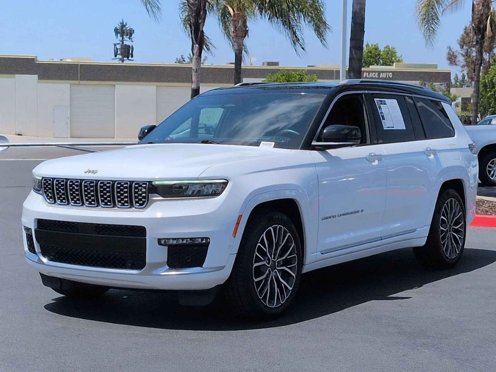 Used 2023 Bright White Clearcoat Jeep Summit Reserve image 3