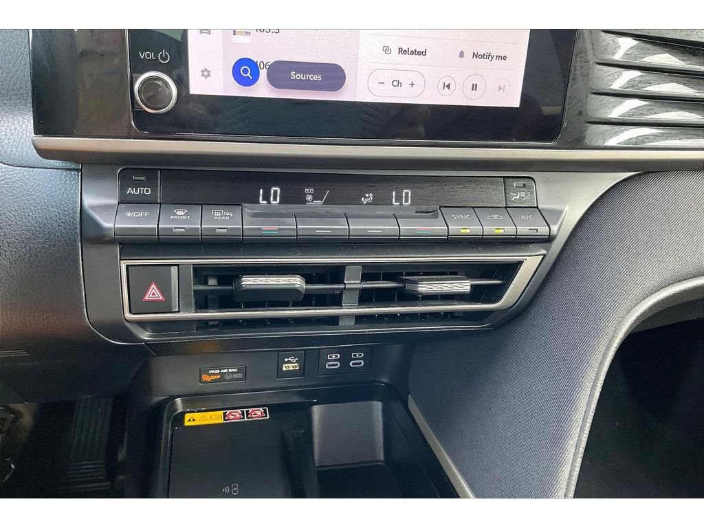 Used 2025 Silver Toyota LE image 21