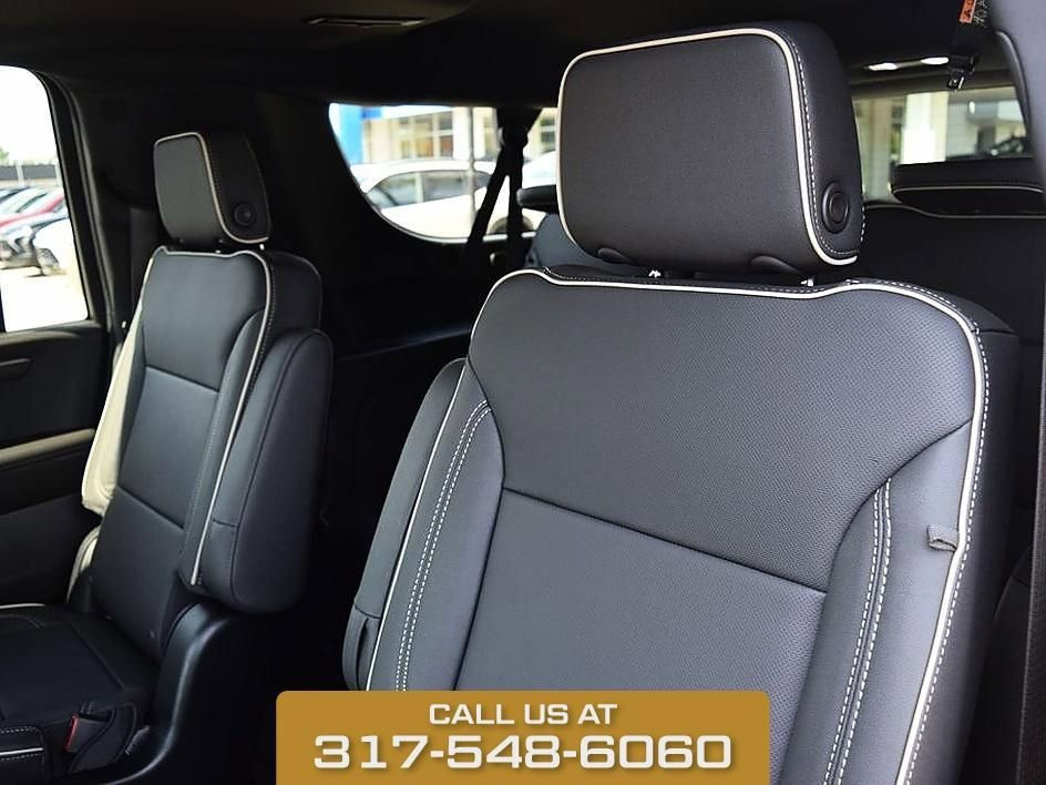 2026 Chevrolet Suburban Premier - Photo 15