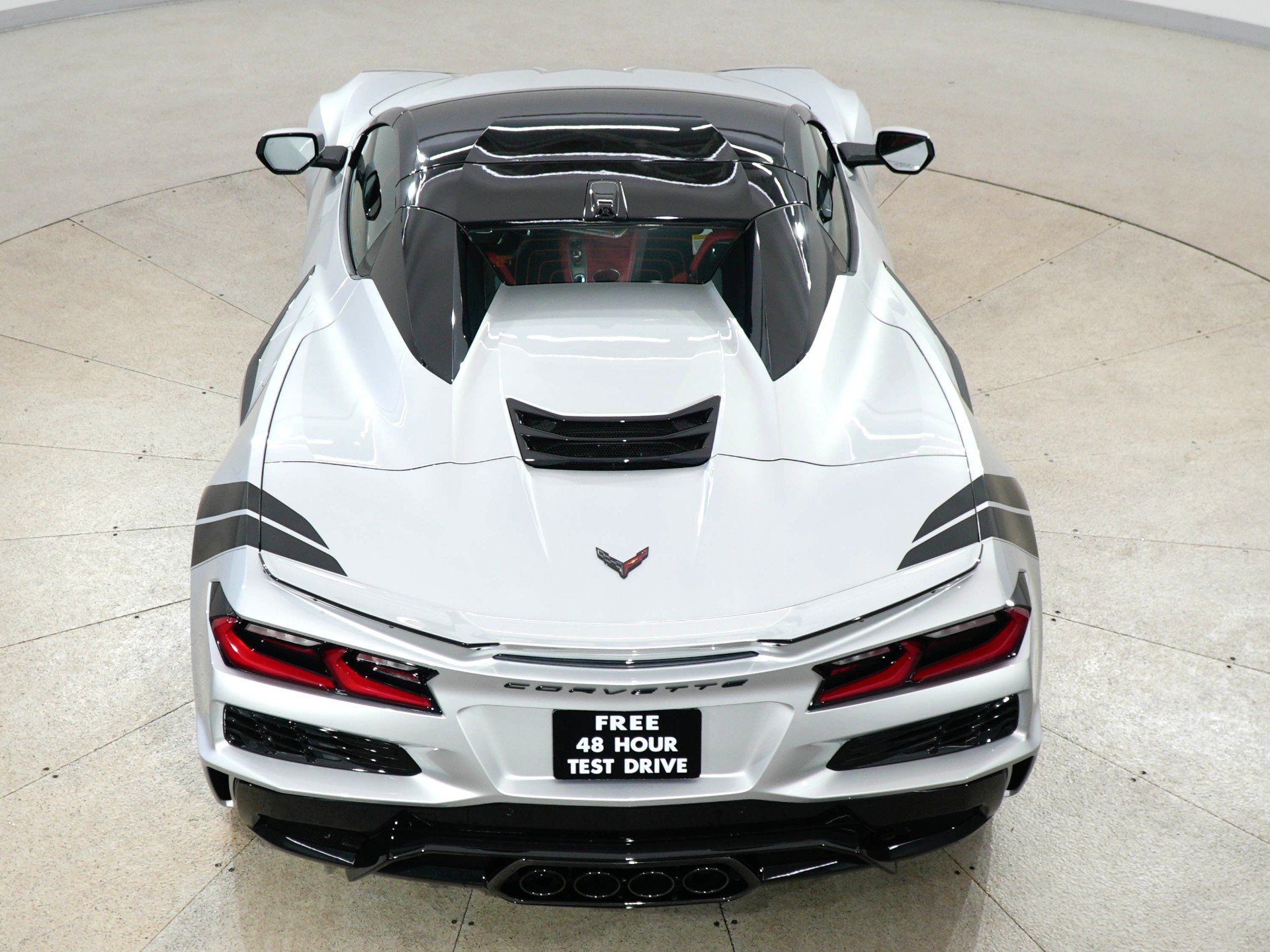 2027 Chevrolet Corvette 2LT - Photo 11