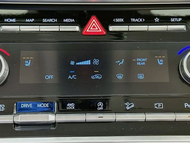 New 2027 Black Hyundai SEL image 17