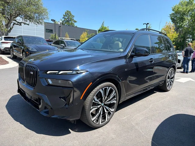 2026 BMW X7 M60i