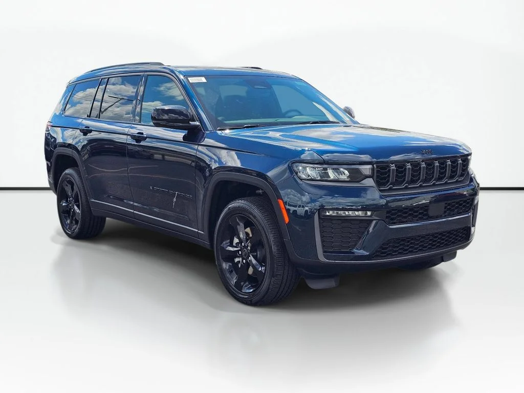 New 2027 Fathom Blue Pearl-Coat Paint Jeep Limited image 5