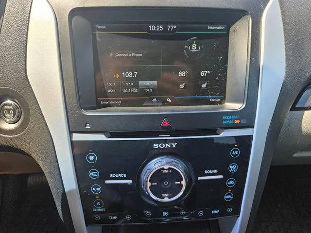 Used 2013 Silver Ford Limited image 18