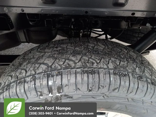 New 2026 Carbonized Gray Metallic Ford XLT image 30