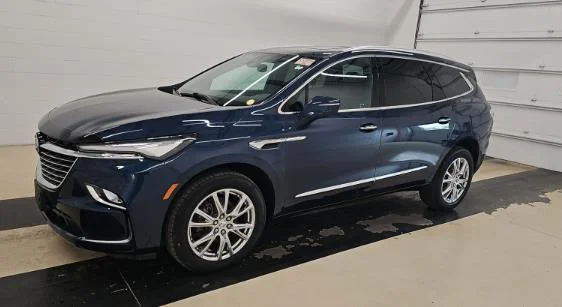 2023 Buick Enclave Essence AWD's photo