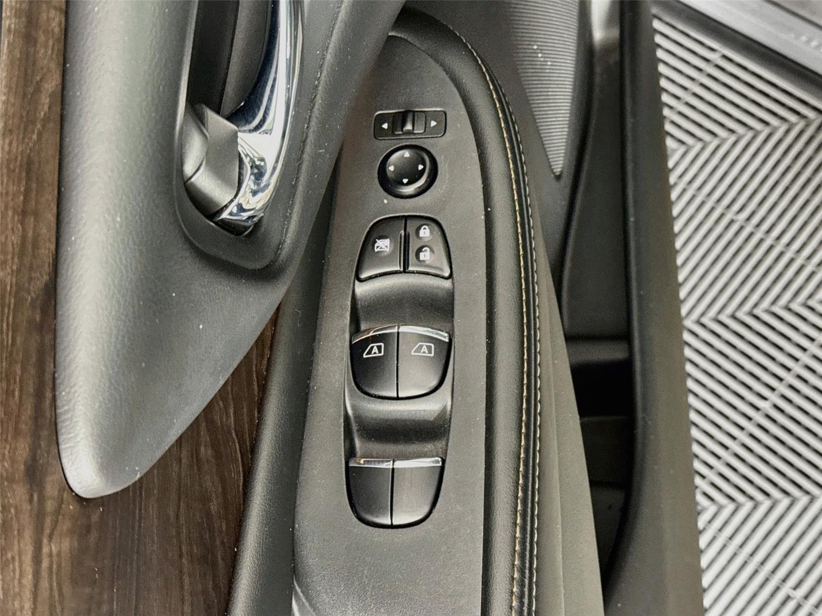 Used 2023 Boulder Gray Pearl Nissan Platinum image 20