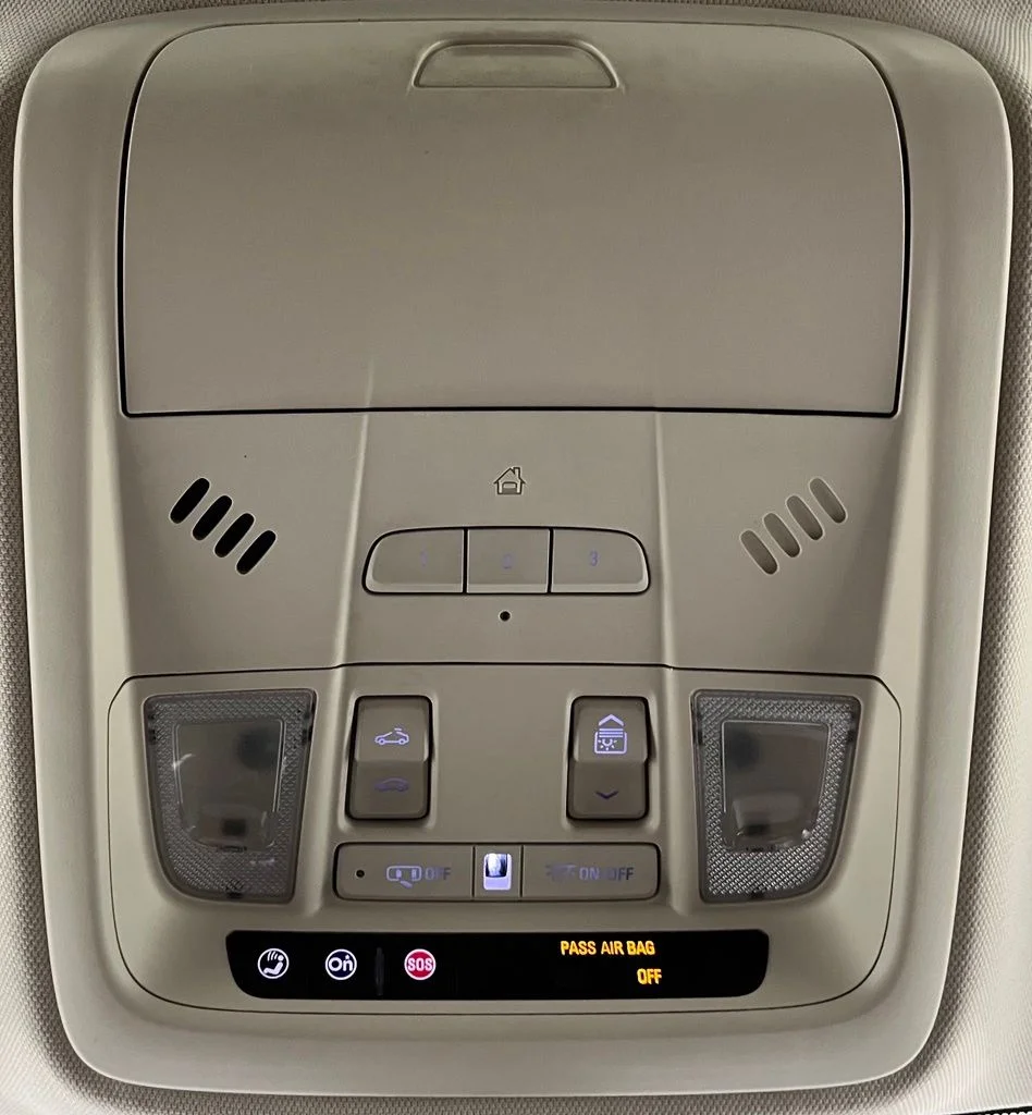Used 2019 Silver Cadillac Premium Luxury image 37