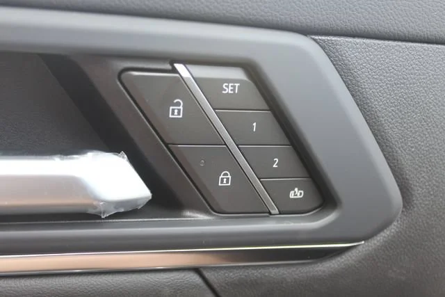 New 2026 Glacier White Tricoat GMC Denali image 23