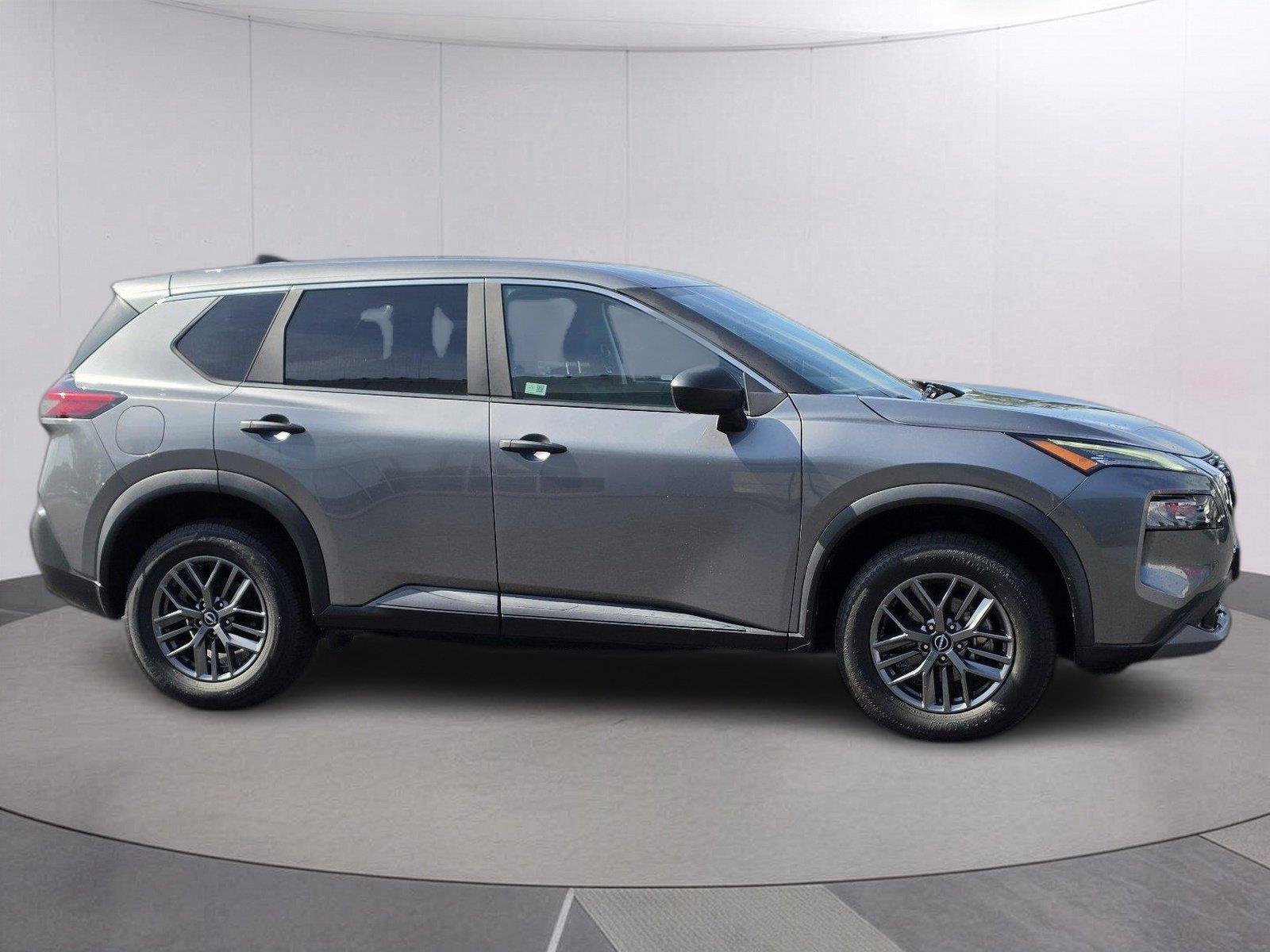 Used 2023 Gun Metallic Nissan S image 6