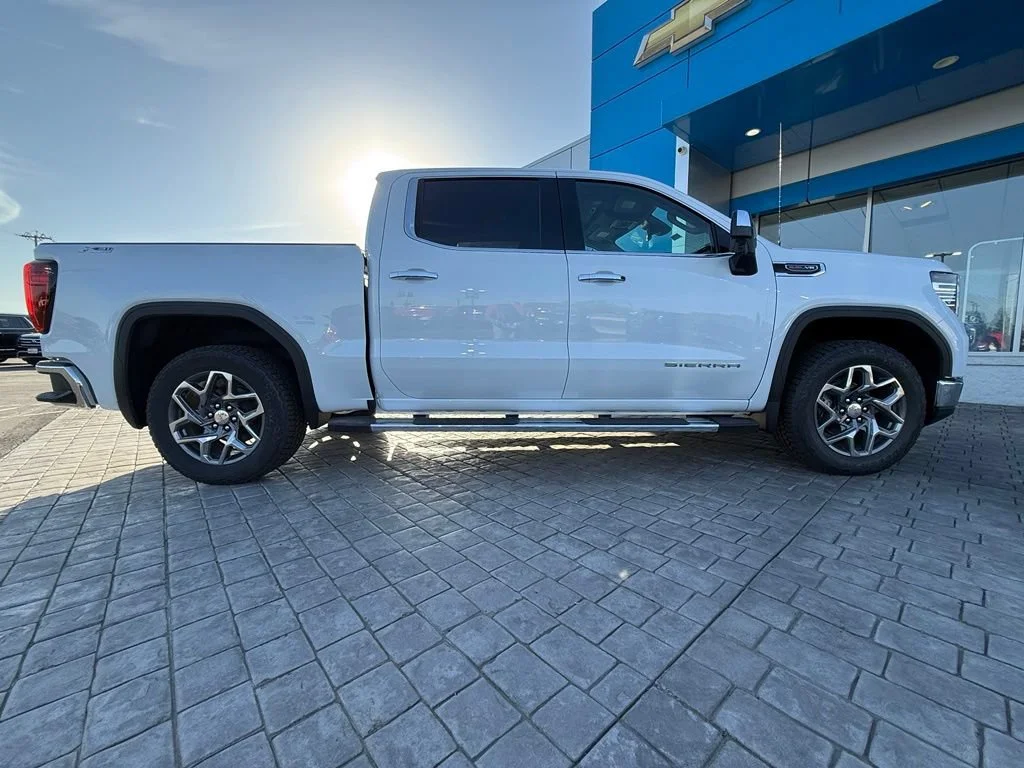 New 2026 Glacier White Tricoat GMC SLT image 13