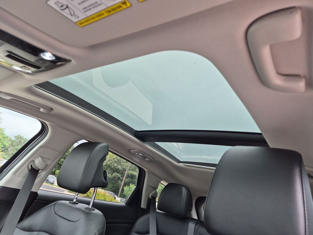 Used 2025 Black Kia SX-Prestige image 13