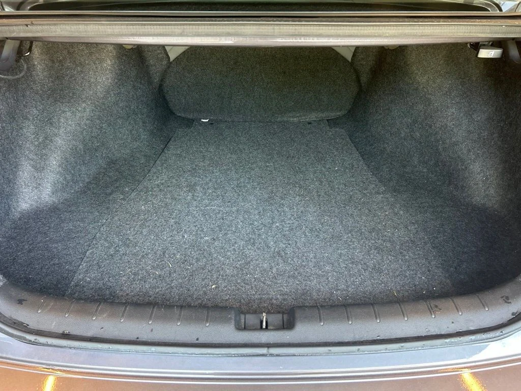 Used 2015 Gray Honda EX-L image 21