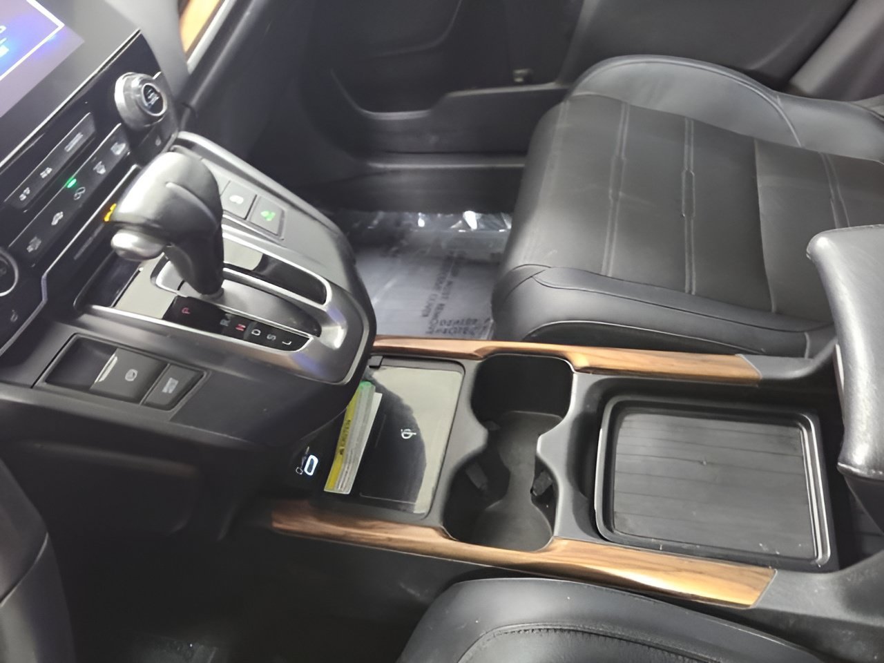 2021 Honda CR-V Touring - Photo 32