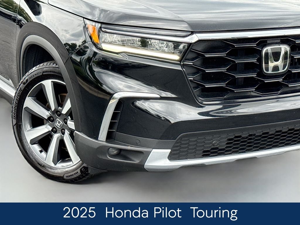 Used 2025  Honda Touring image 11