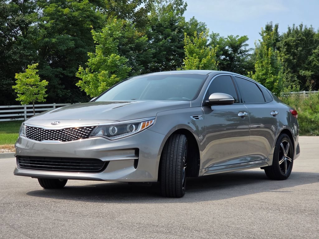 Used 2017 Titanium Silver Kia EX image 22