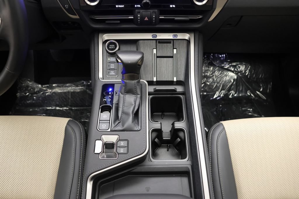 2025 Lexus GX Overtrail - Photo 26