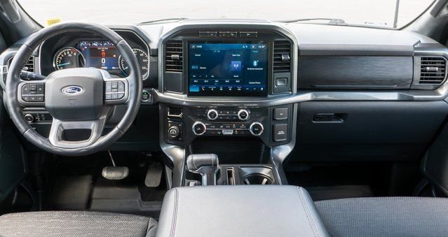 Used 2022 White Metallic Ford XLT image 10