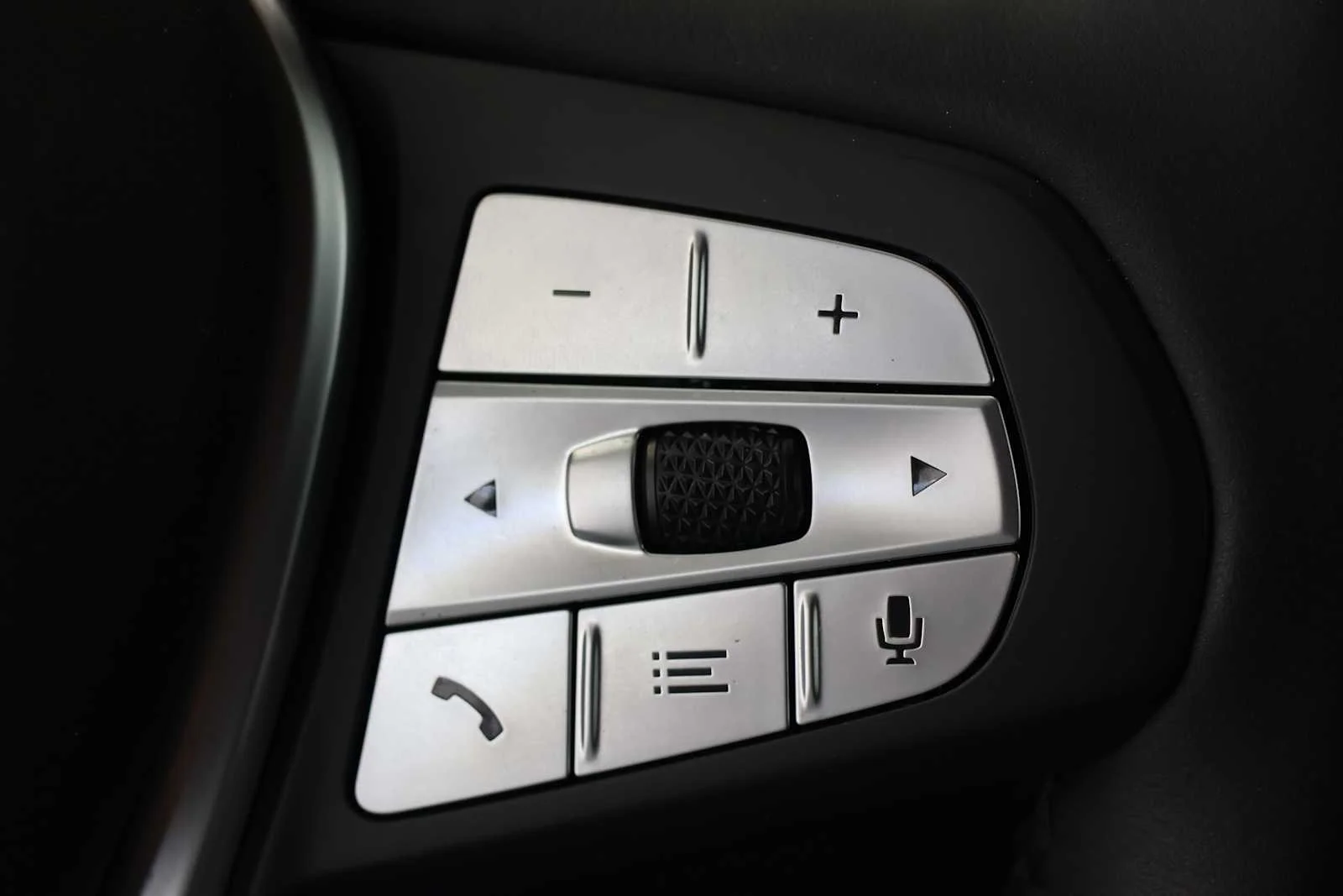 Certified Used 2025 Mineral White Metallic BMW xDrive30i image 17