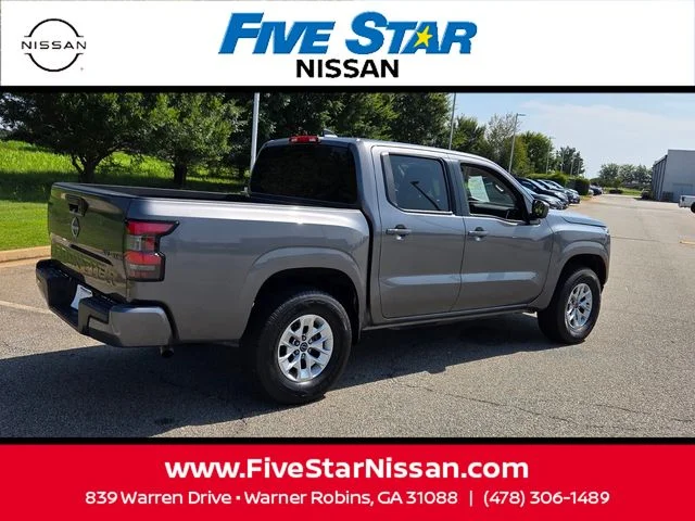 Used 2024 Gray Nissan SV image 13