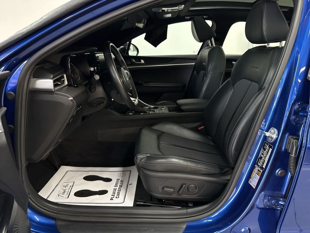 Used 2022 Sapphire Blue Kia GT-Line image 12