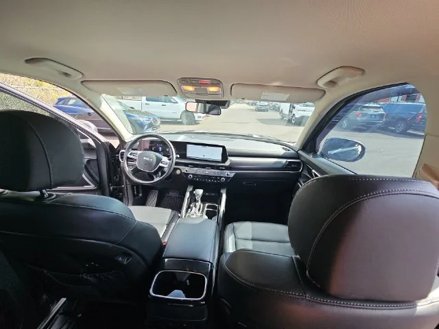 Used 2023 Gray Kia LX image 29