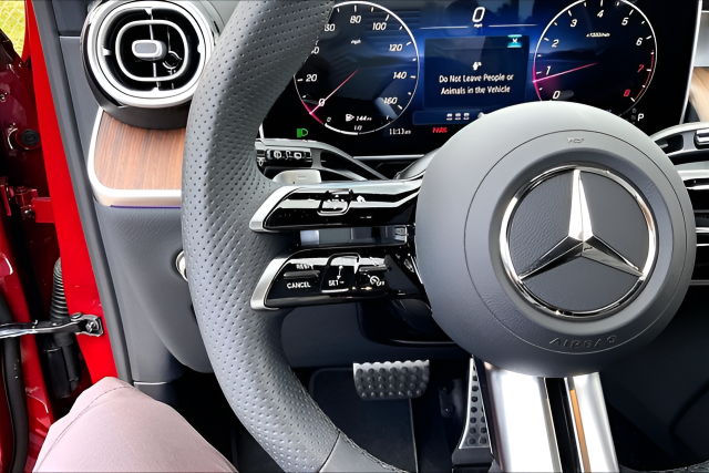 Used 2026 Red Mercedes-Benz GLC 300 image 11