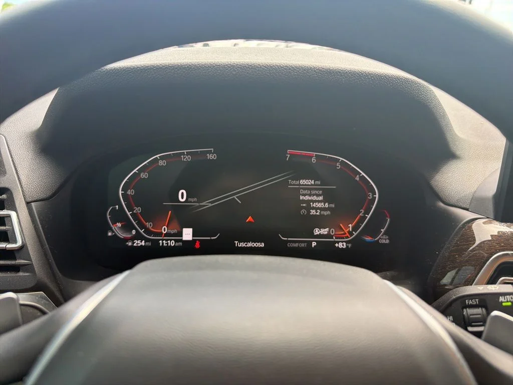 Used 2023 White BMW sDrive30i image 18
