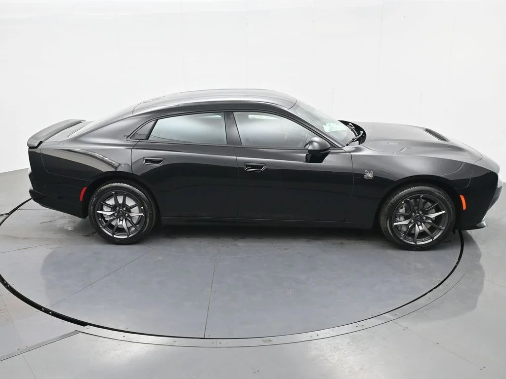 New 2026 Diamond Black Crystal Pearlcoat Dodge Scat Pack image 25