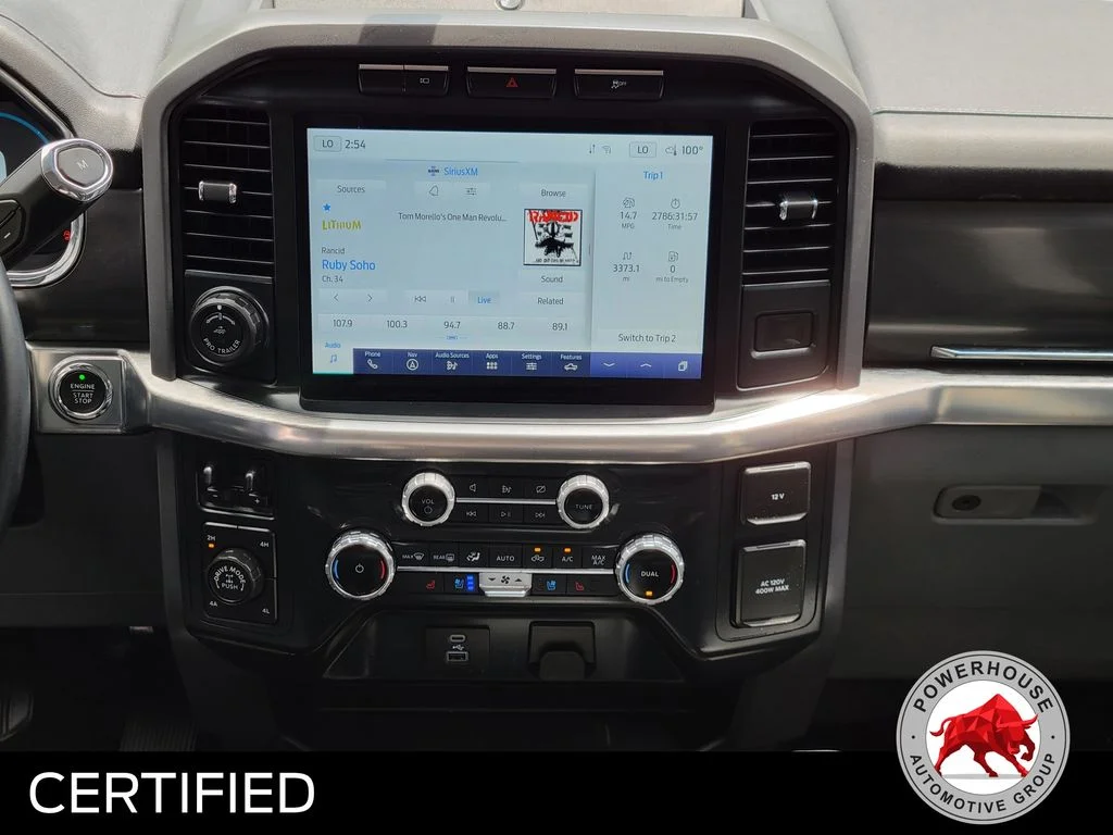 Used 2022 White Ford Lariat image 21