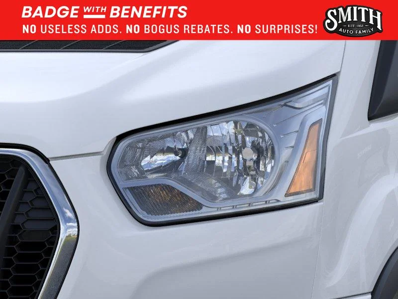 New 2025 Oxford White Ford Passenger Van XLT image 19
