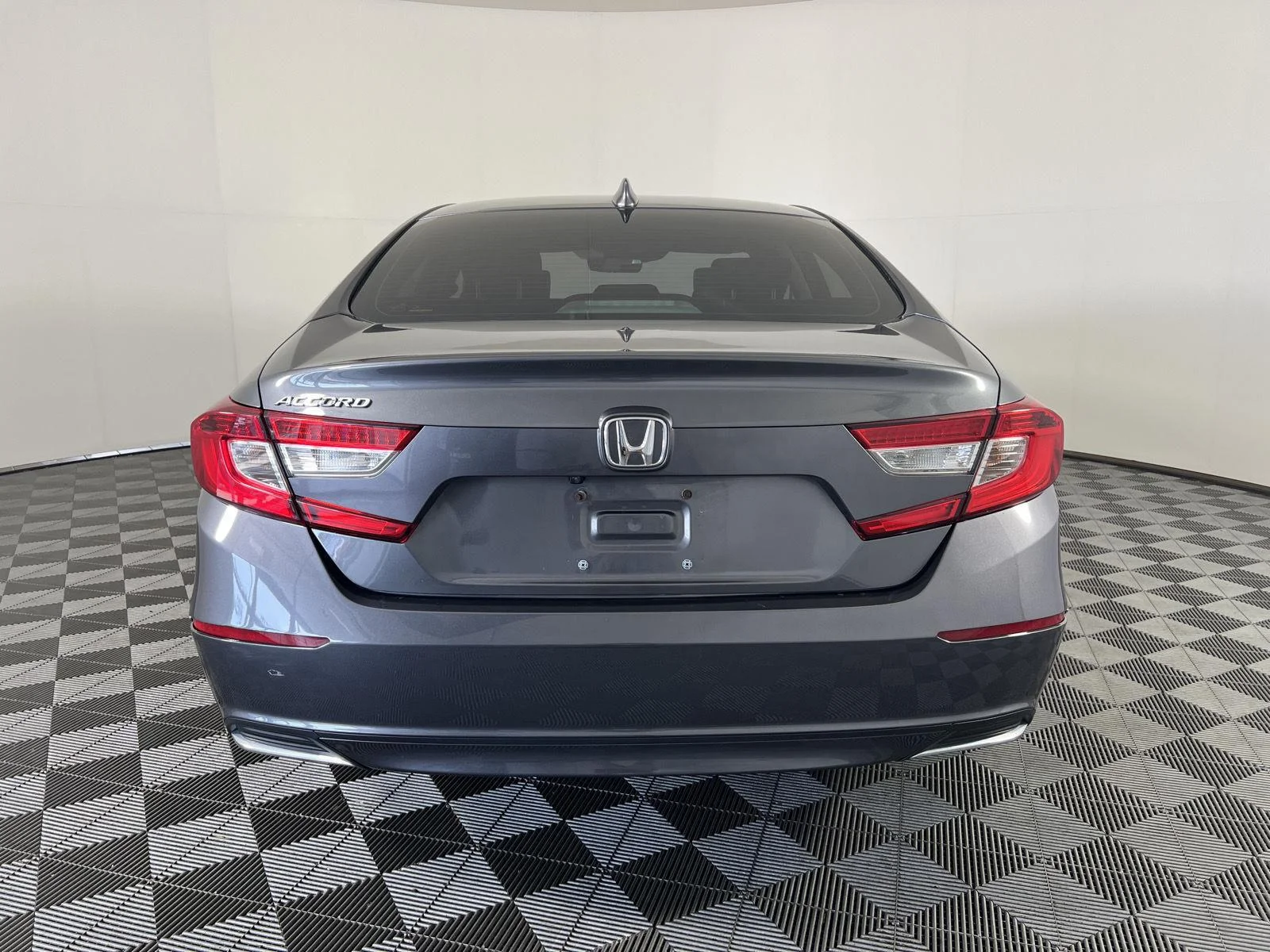 Used 2020 Modern Steel Metallic Honda EX-L image 4