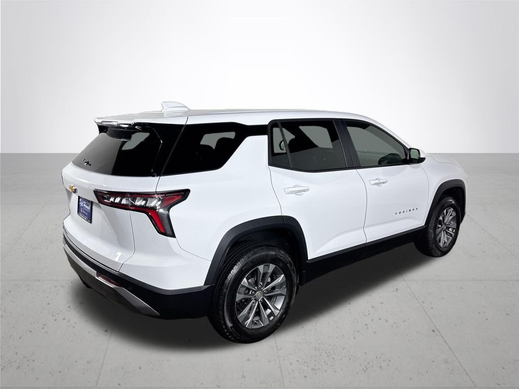 Used 2025 White Chevrolet LT image 6
