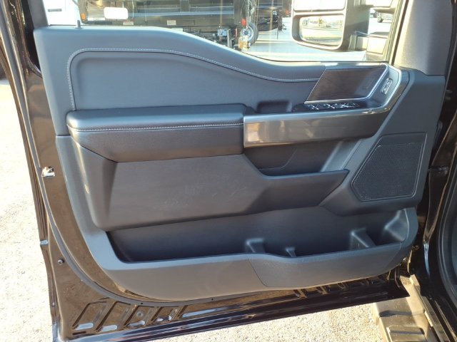 Used 2023 Black Ford XLT image 21