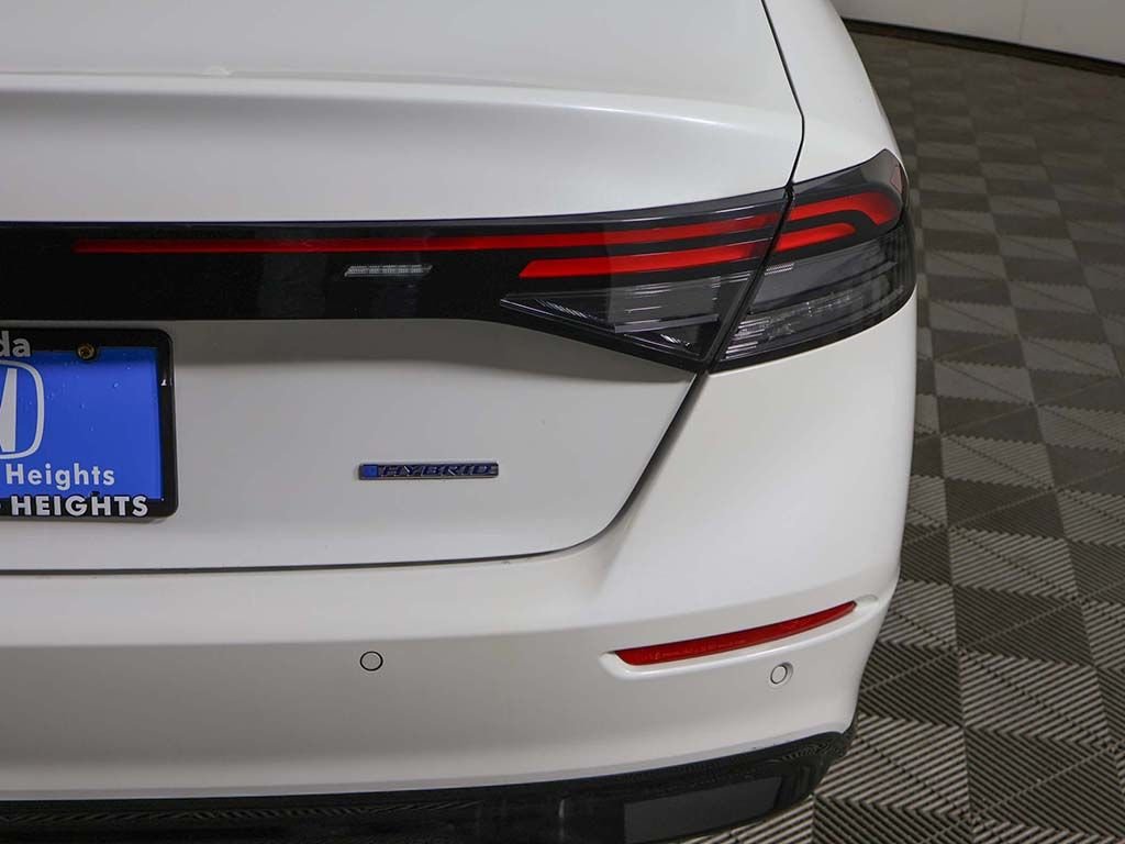 2024 Honda Accord Hybrid EX-L - Photo 16