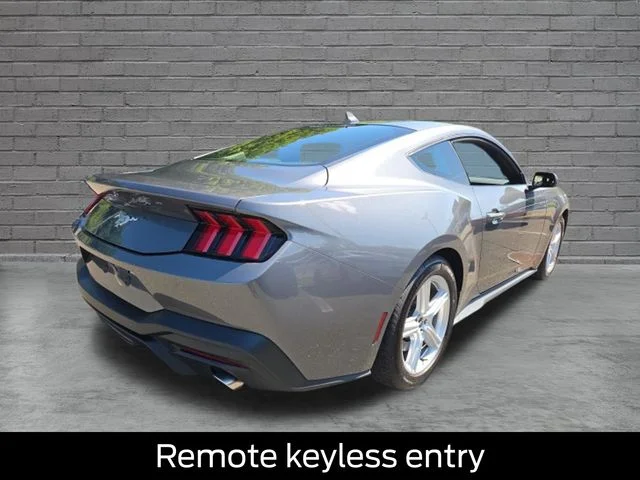 2026 Ford Mustang EcoBoost Fastback - Photo 7