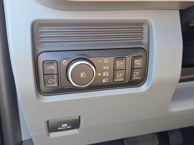 New 2027 Carbonized Gray Metallic Ford XLT image 56