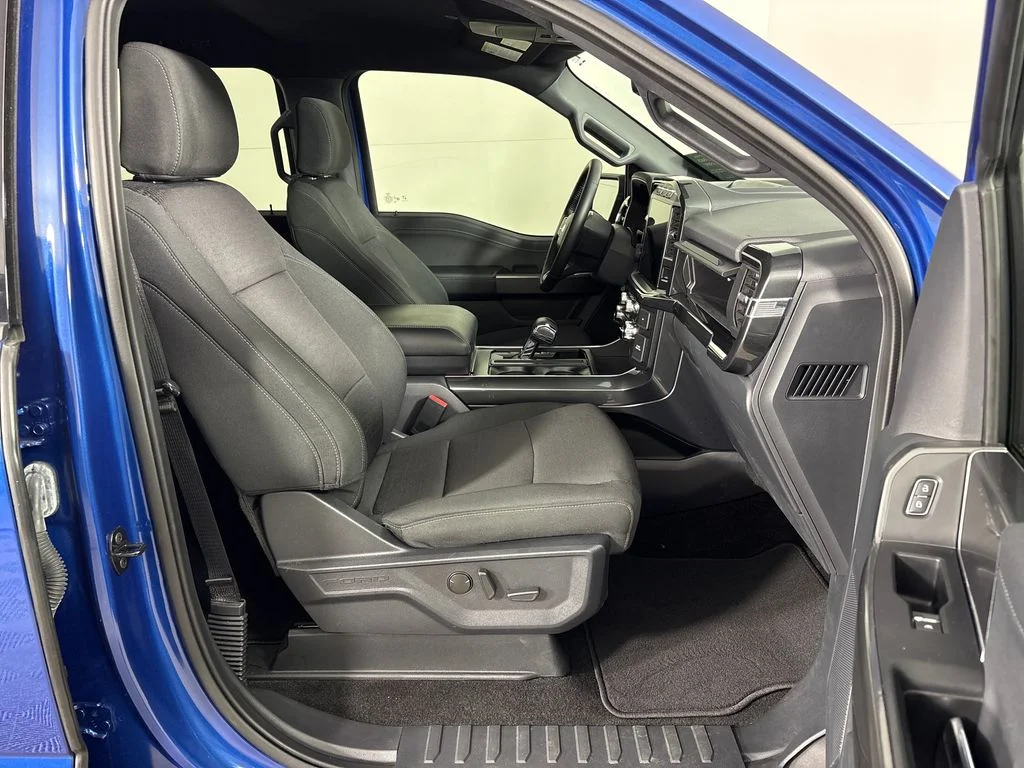 Certified Used 2022 Blue Ford XLT image 7