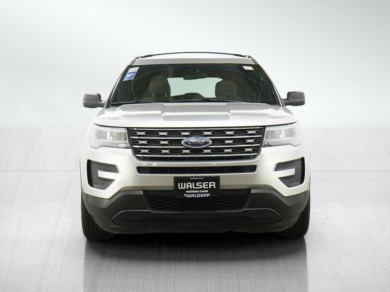 Used 2016 Ingot Silver Ford  image 8