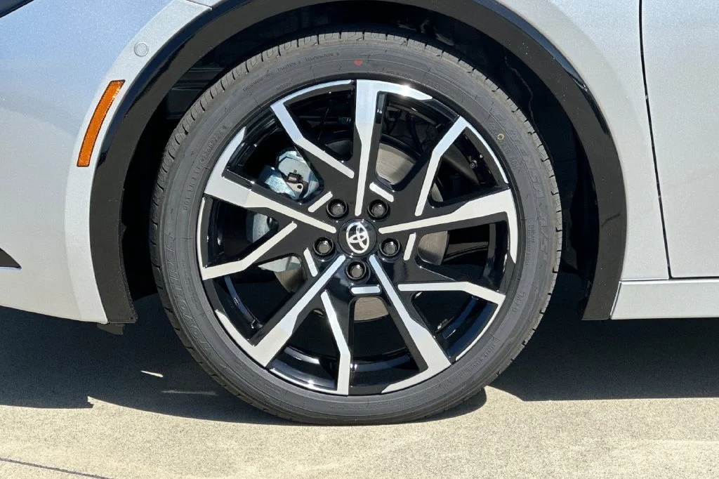 New 2027 Cutting Edge Toyota  XSE Premium image 33