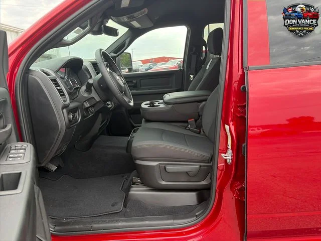 New 2026 Molten Red Pearl-Coat Exterior Paint RAM Tradesman image 9