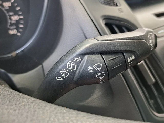Used 2016 Silver Ford SE image 11