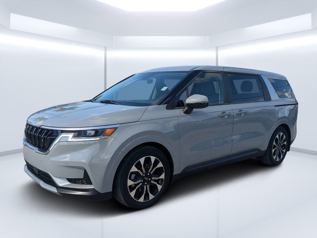 Used 2024 White Kia EX image 9