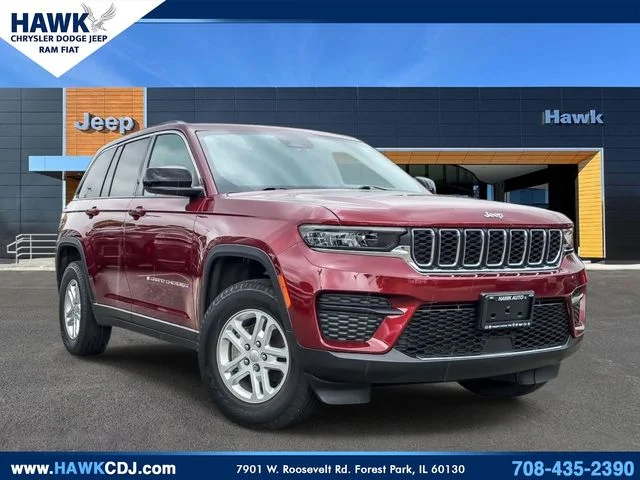 2023 Jeep Grand Cherokee Laredo 4x4's photo
