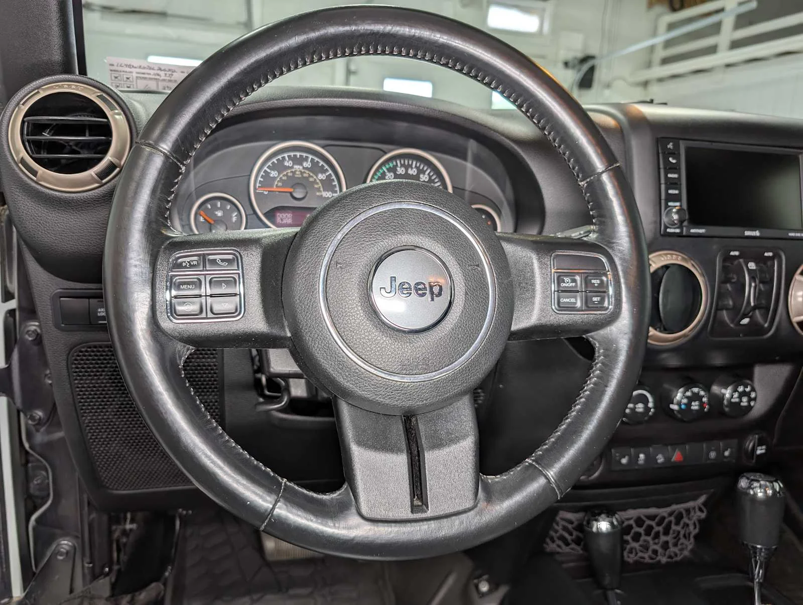 Used 2016 Granite Crystal Metallic Clearcoat Jeep 75th Anniversary image 34