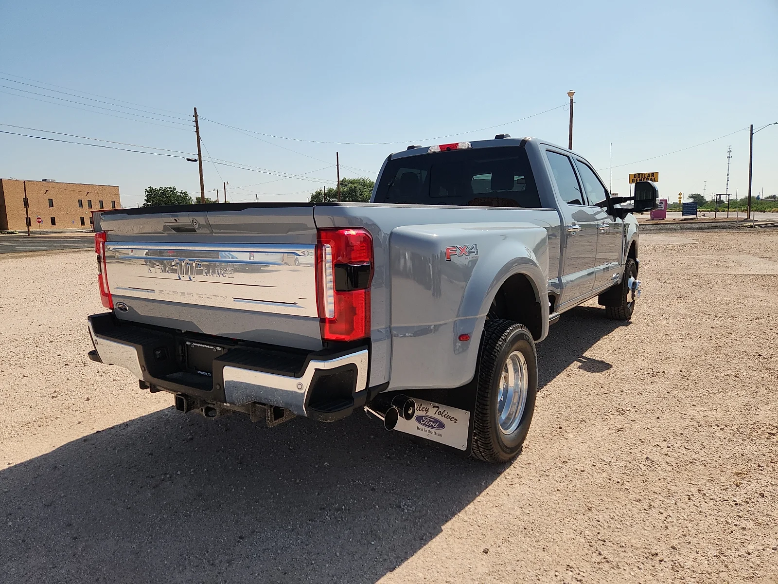 New 2026 Glacier Gray Metallic Tri-Coat Ford F-350® King Ranch® image 7