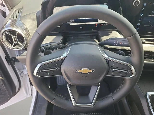 New 2027 Summit White Chevrolet LT image 23