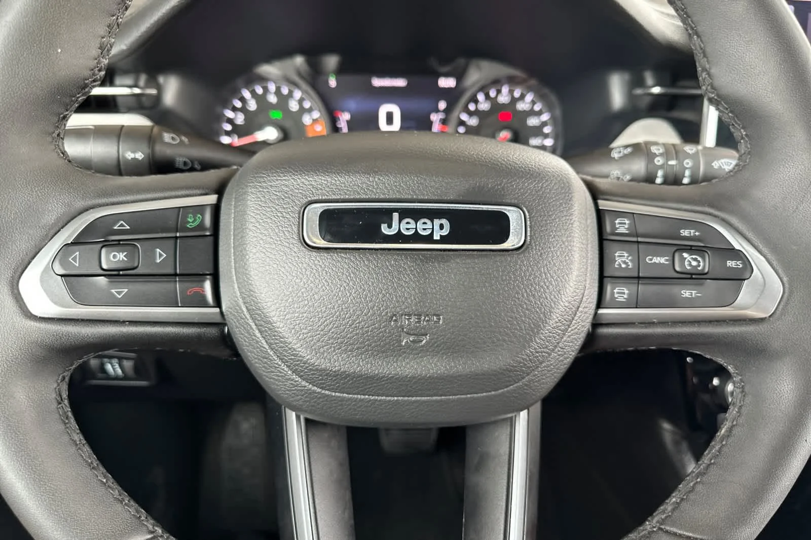 Certified Used 2025 Bright White Clearcoat Jeep Limited image 23
